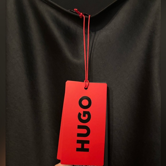 HUGO Silk Camisole black with chain silver straps size 38 or S/M - Picture 3 of 3